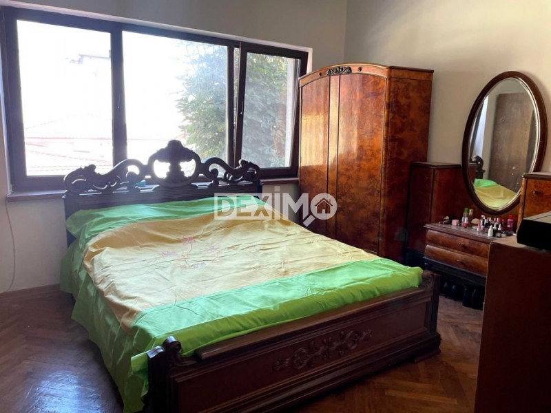 Apartament 2 Camere - Zona Centru - Etaj 1 - Gaze