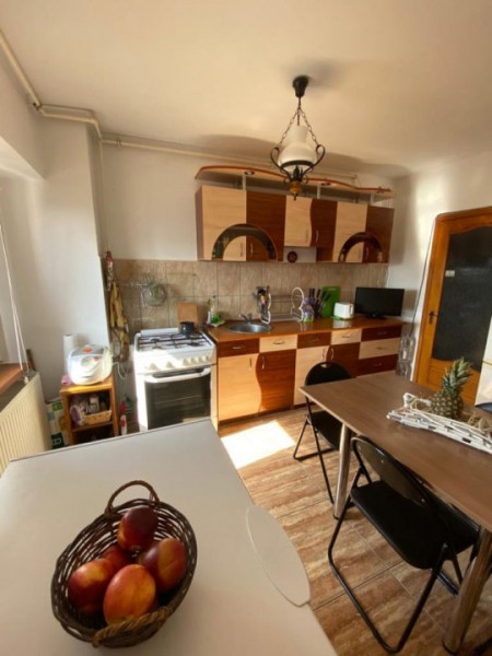 Apartament 3 Camere Decomandate - Zona Inel II- Gaze - Loc Parcare