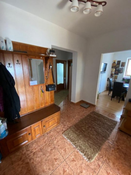 Apartament 3 Camere Decomandate - Zona Inel II- Gaze - Loc Parcare