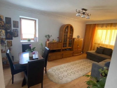 Apartament 3 Camere Decomandate - Zona Inel II- Gaze - Loc Parcare