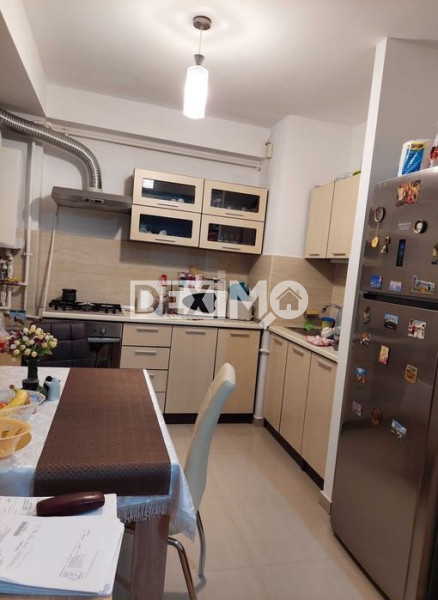 Apartament 2 Camere - Zona Tomis Plus - Gaze - Loc de Parcare