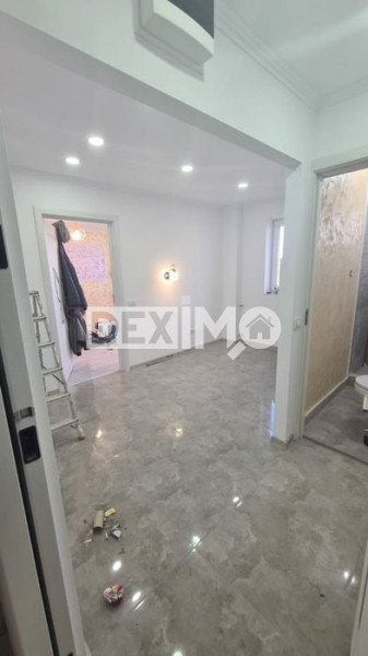 Garsoniere Dubla - Zona Tomis Nord - Etaj 3 - Renovata Complet