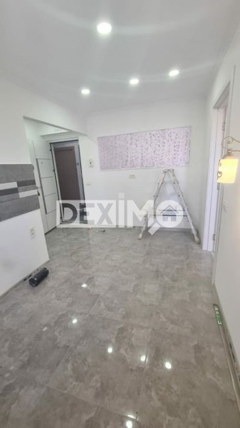 Garsoniere Dubla - Zona Tomis Nord - Etaj 3 - Renovata Complet