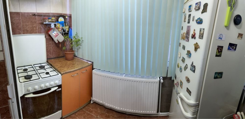 Apartament 3 camere Decomandate - Zona Dacia - Gaze - Izolat