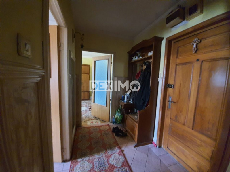 Apartament 3 Camere - Zona Anda - Etaj 1 - Gaze pe Scara