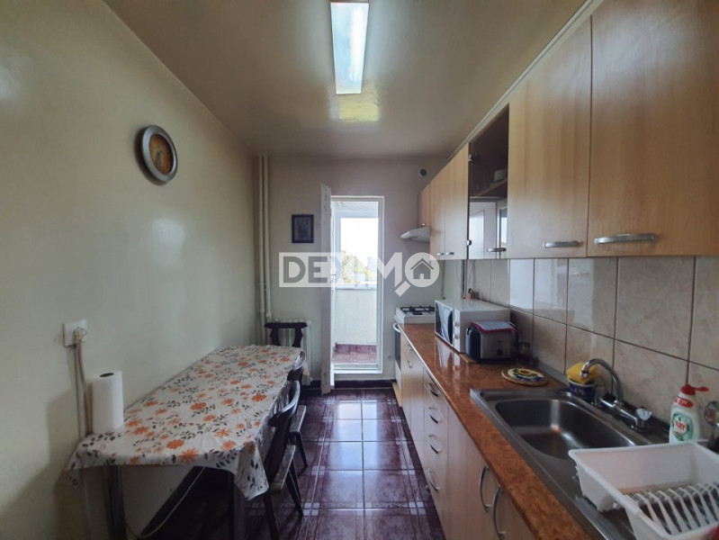Apartament 3 Camere - Zona Abator - Mobilat/Utilat - Centrala Pe Gaze
