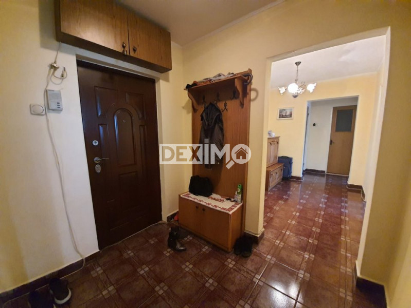 Apartament 3 Camere - Zona Abator - Mobilat/Utilat - Centrala Pe Gaze
