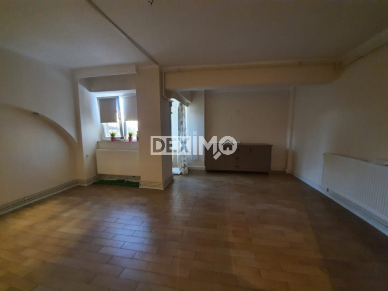 Apartament 3 Camere - Zona Capitol - Parter -  Ideal Spatiu Comercial