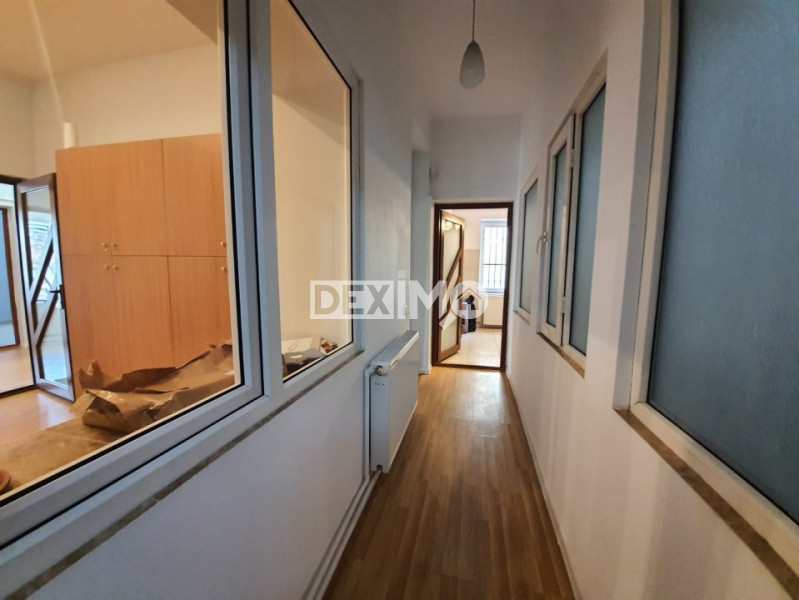 PIATA OVIDIU CIN-CIN Apartament cu 4 camere etaj 1 Gaze