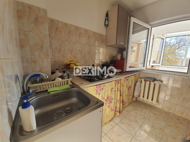 Apartament 3 Camere - Zona CET - Izolat - Mobilat/Utilat