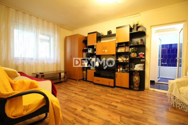 Apartament 2 Camere - Zona Tomis Nord -  Centrala Pe Gaze