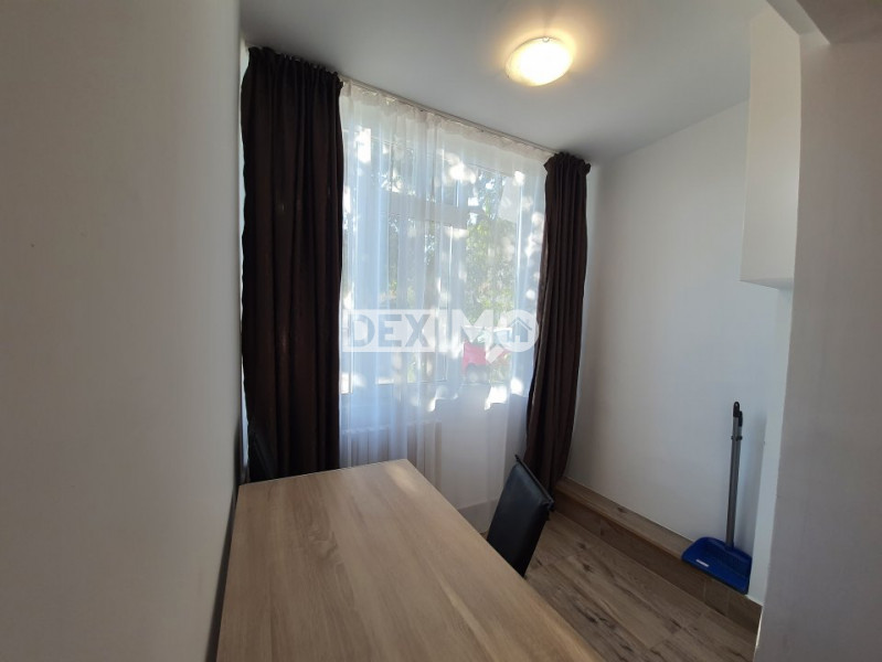 Far-Garsoniera decomandata mobilata modern