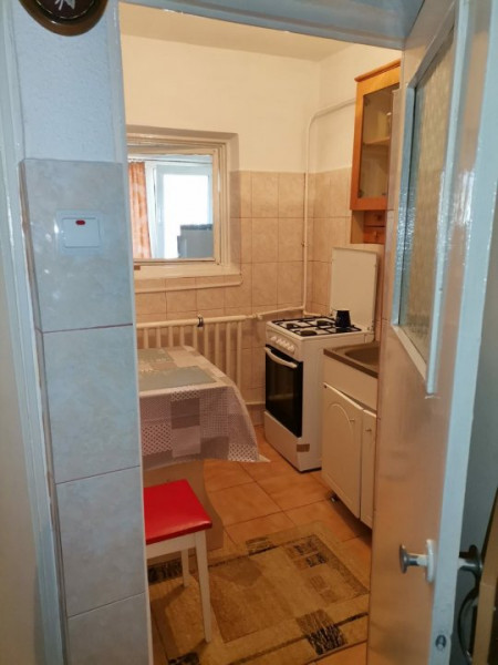 Garsoniera - Zona Inel II - Balcon - Etaj 4