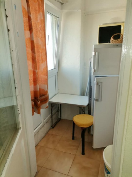 Garsoniera - Zona Inel II - Balcon - Etaj 4