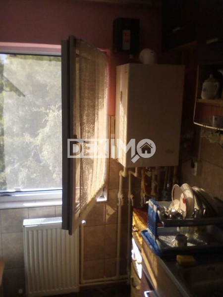 Apartament 4 Camere - Zona Poarta 6 - Centrala pe Gaze