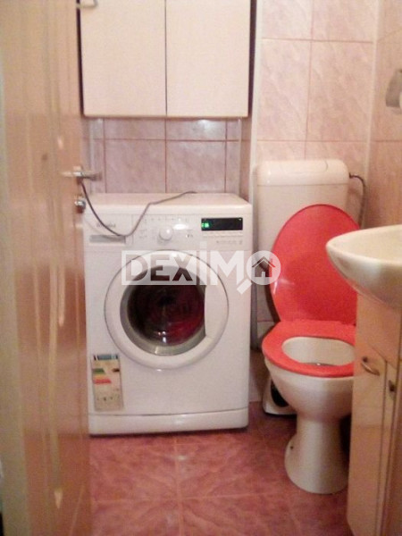 Apartament 4 Camere - Zona Poarta 6 - Centrala pe Gaze