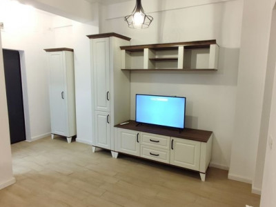 Studio - Mamaia Nord - Mobilat Complet - Vedere Frontala La Lac