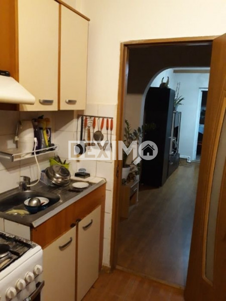 Apartament 4 Camere - Zona Inel I - Centrala Pe Gaze
