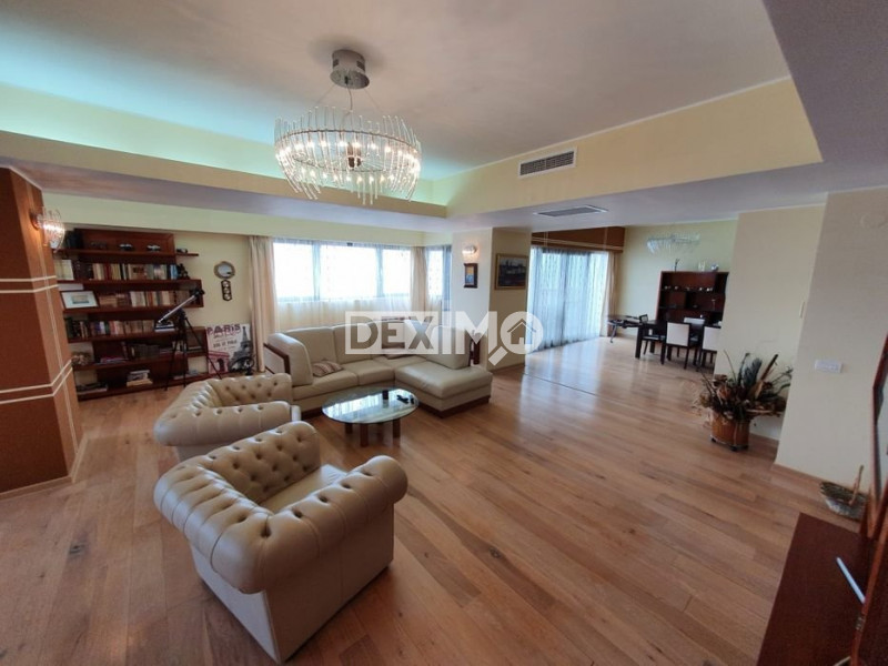 Apartament 5 Camere -  Faleza Nord Spectrum - Vedere Frontala la Mare !!!