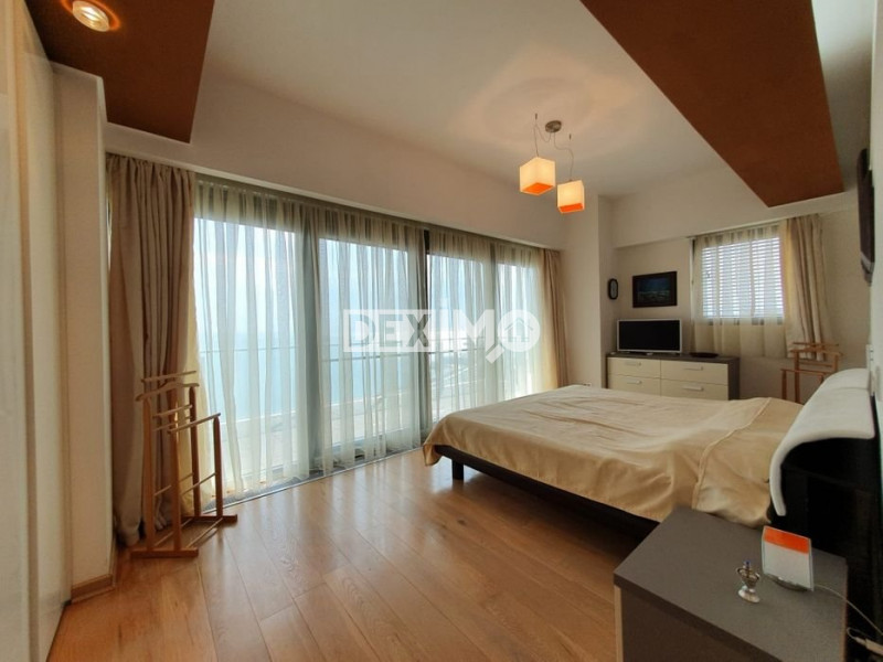 Apartament 5 Camere -  Faleza Nord Spectrum - Vedere Frontala la Mare !!!