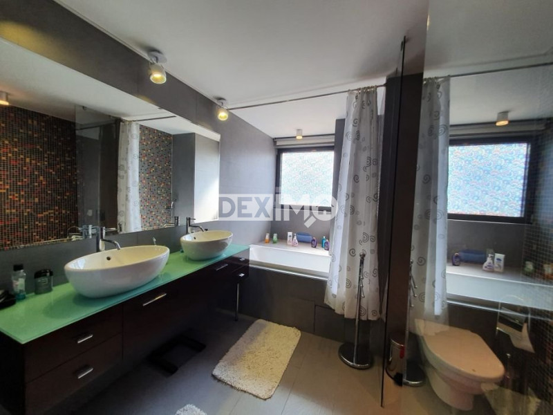 Apartament 5 Camere -  Faleza Nord Spectrum - Vedere Frontala la Mare !!!