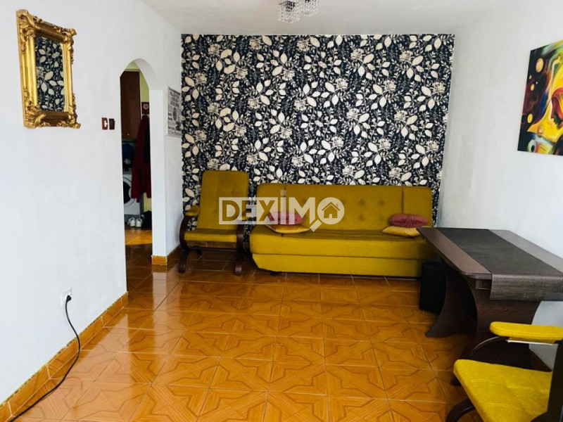 Garsoniera - Zona Poarta 6 - Etaj 3 - Gaze La Scara