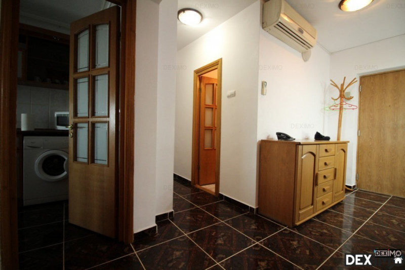 Apartament 3 Camere Decomandate - Centrala Pe Gaze - Mobilat / Utilat Complet