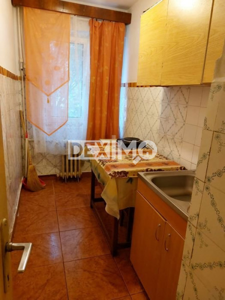 Apartament 3 Camere - KM 4-5 - Boxa de 10MP - Gaze La Usa